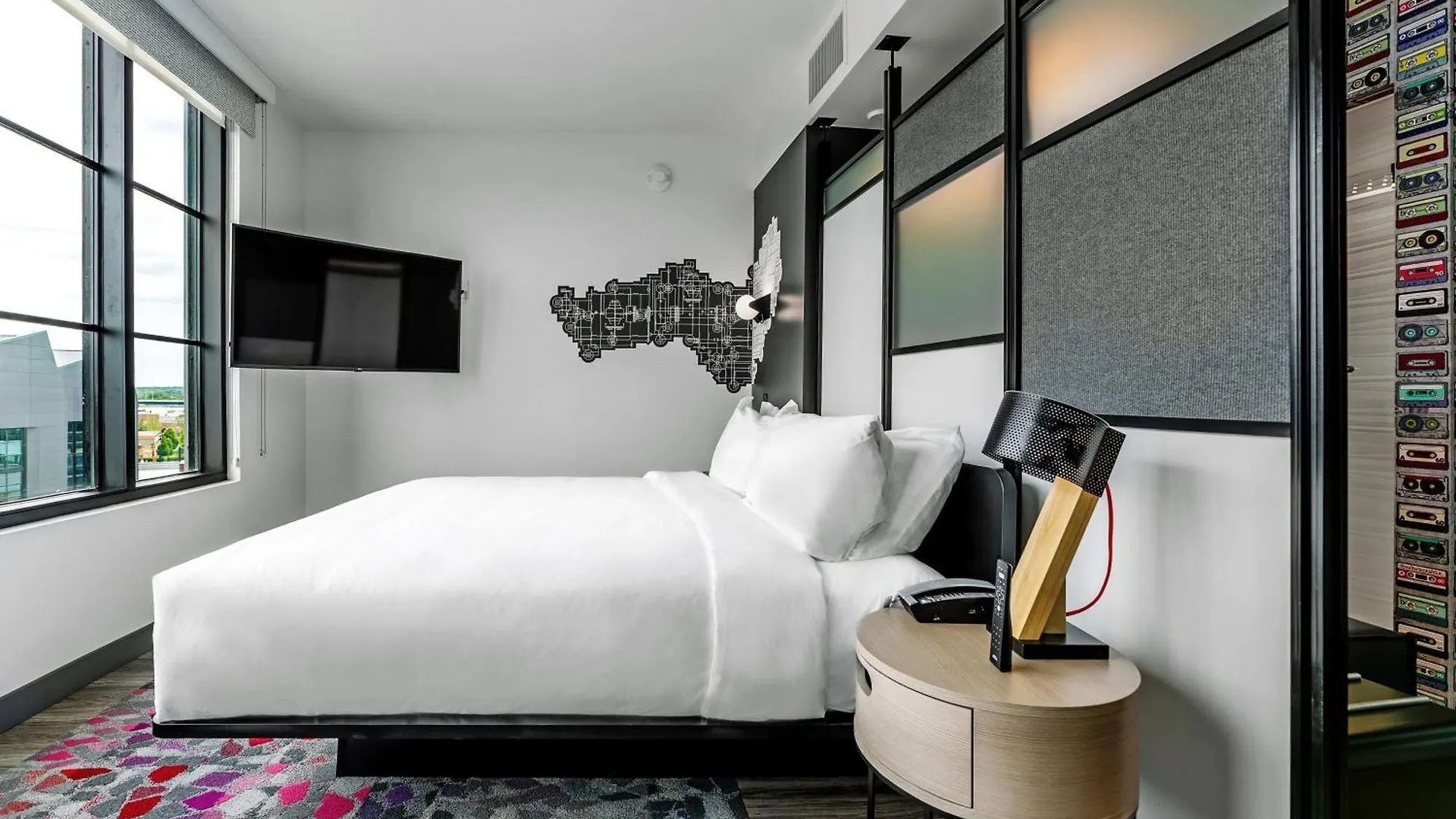 Aloft Columbus Easton Hotel