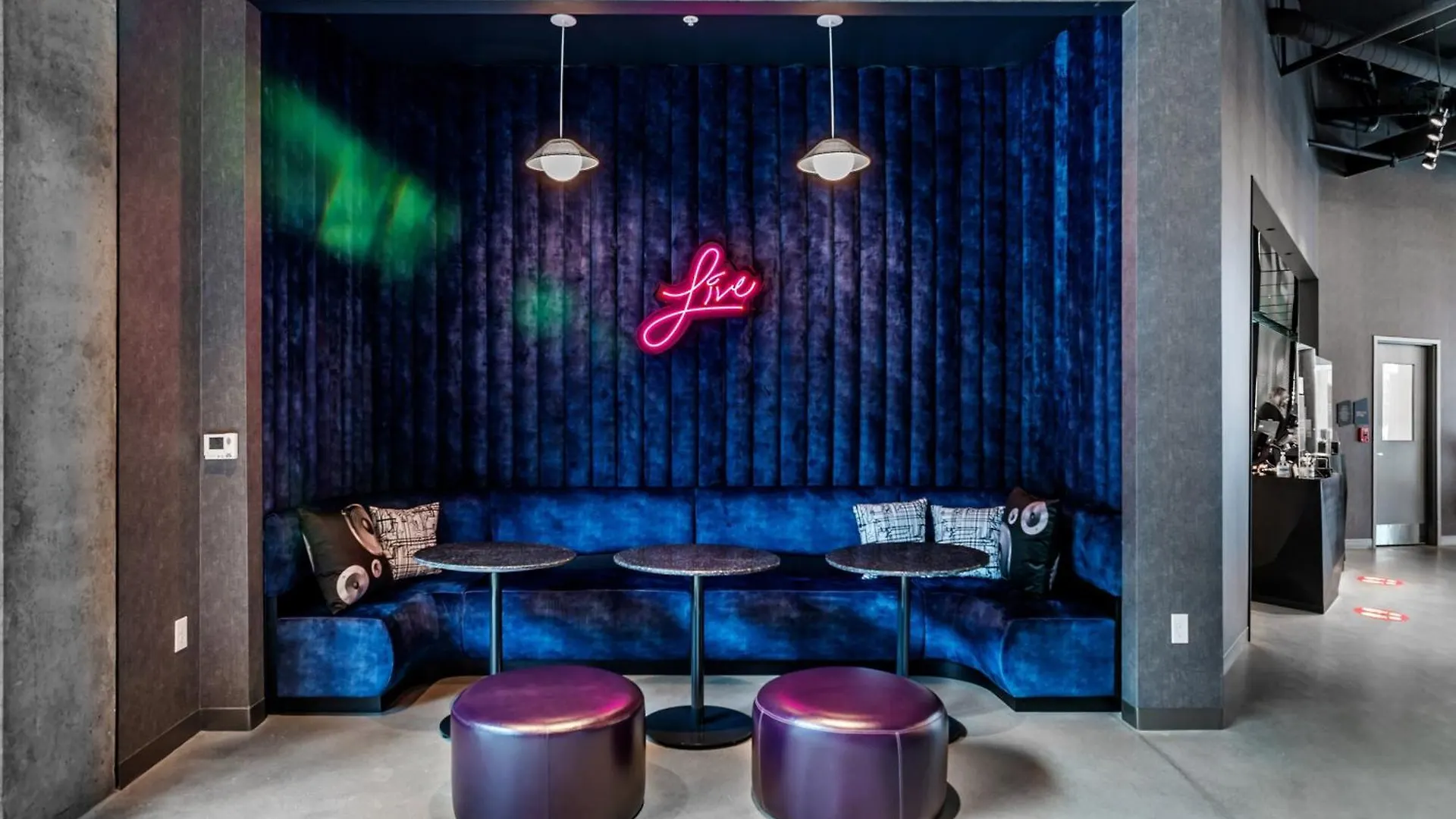 Aloft Columbus Easton Hotel